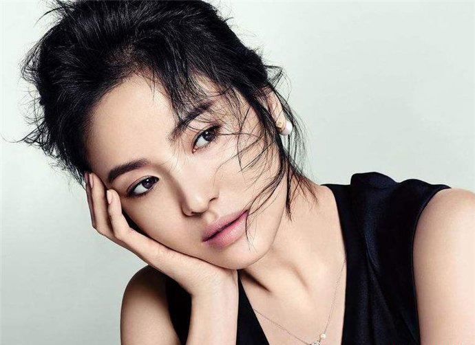 宋仲基宋慧乔离婚？宋仲基坦言太爱宋慧乔