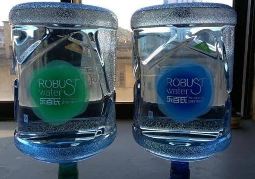 一般桶装水多少升 多少钱一桶