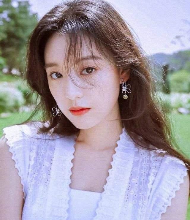 女生初恋脸标准 初恋脸的女生的长相特点