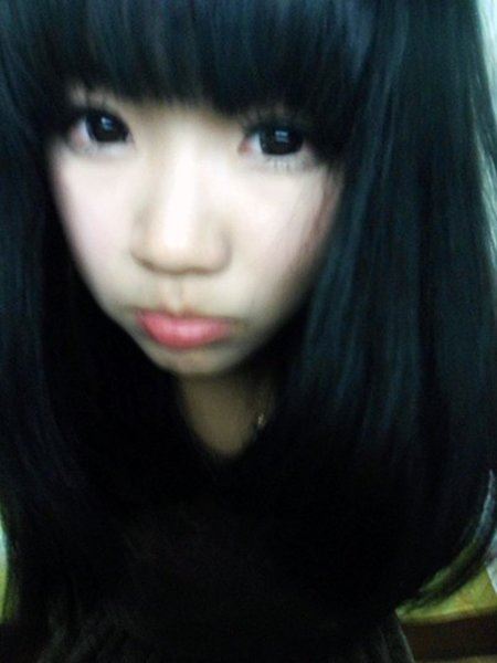 赵誉博和张依依素颜照 张依依以前的照片