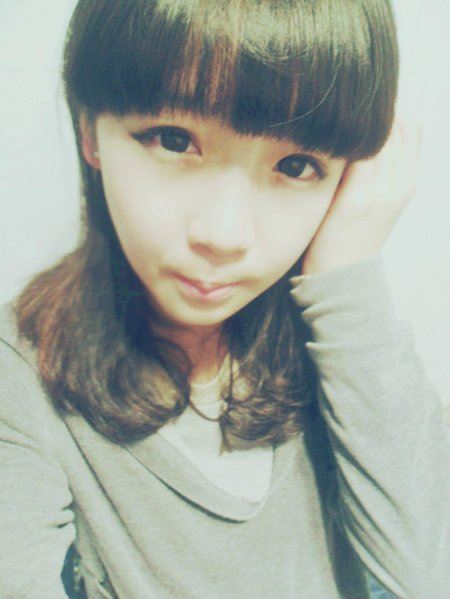 赵誉博和张依依素颜照 张依依以前的照片