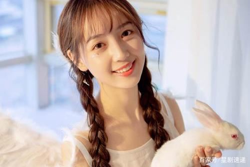 吴亦凡交往过几个女朋友 和前女友小g娜最出名