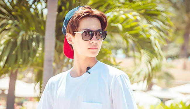  杨洋天天向上激凸图 被“荧屏初吻”的感受