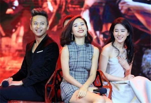 江一燕邓超在一起过 邓超出轨被孙俪抓真假