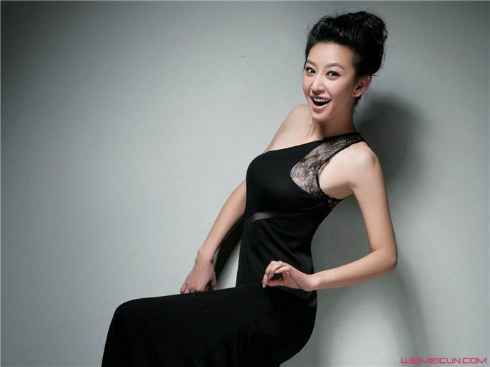 唐一菲资料多少岁 唐一菲老公资料曝光