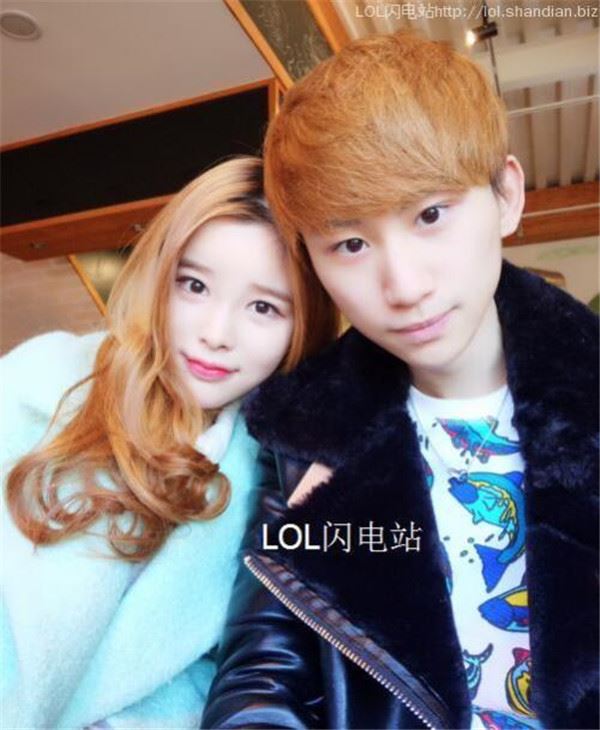 doinb怎么追到糖小幽的 doinb女朋友糖小幽公交车事件