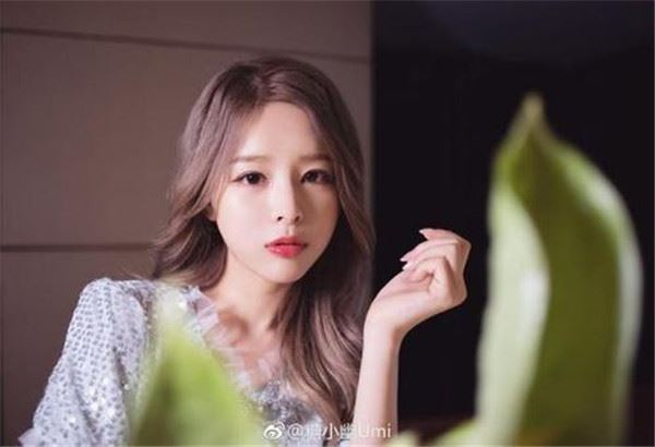 doinb怎么追到糖小幽的 doinb女朋友糖小幽公交车事件