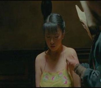 《让子弹飞》波霸赵铭漏点 让子弹飞赵铭扒奶图