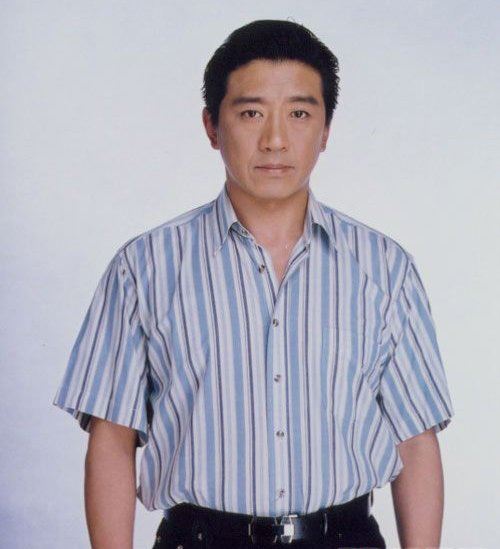 丁勇岱老婆赵雪华照片资料 丁勇岱一家子照片