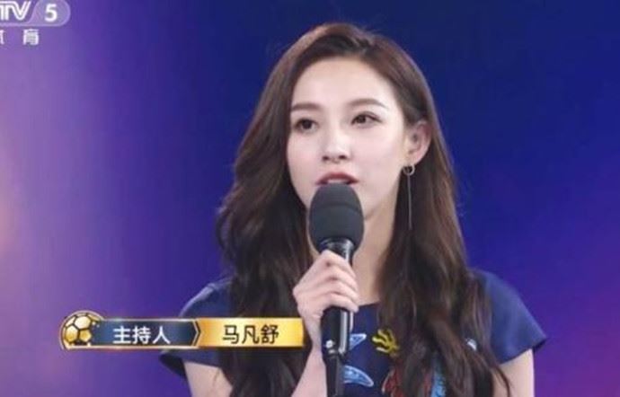 马凡舒走秀内裤掉落 接下来马凡舒的举动征服全场