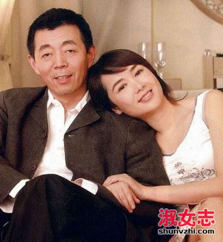 黄轩蒋雯丽车震门真相 黄轩蒋雯丽偷情怎么回事