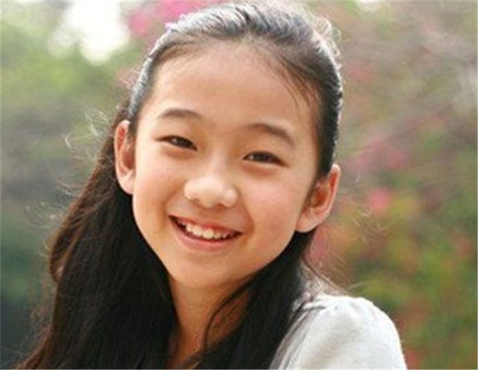 黄安仪长大后的照片 黄安仪多大了