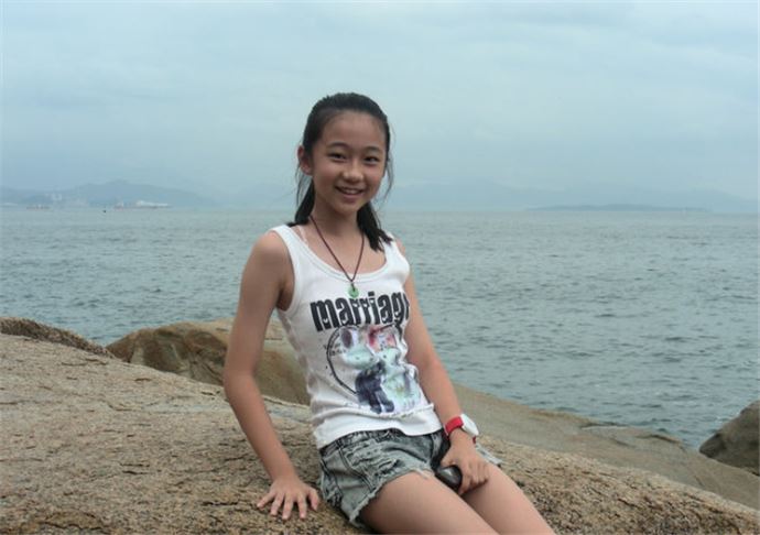 黄安仪长大后的照片 黄安仪多大了