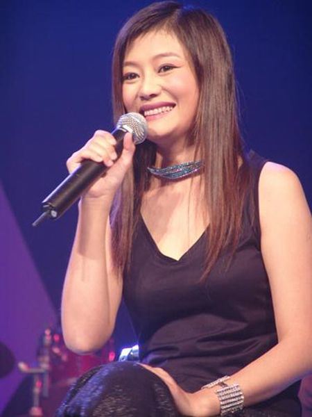 何静前夫是 何静的个人资料和最新消息