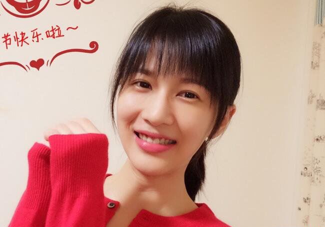 网红papi酱原名姜逸磊 老公老胡资料