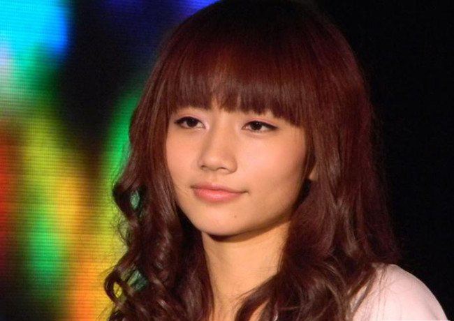 刘惜君不带罩照片 尺度太过露骨震惊网友