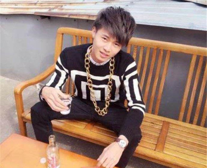 广西网红许华升资料学历 许华升公司是干什么的