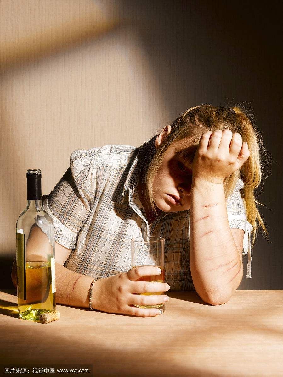 绝对伏特加能直接喝吗 95度伏特加能喝吗