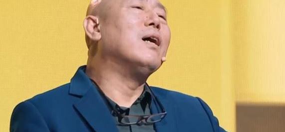 郭敬明反驳李成儒 小四还是很刚的