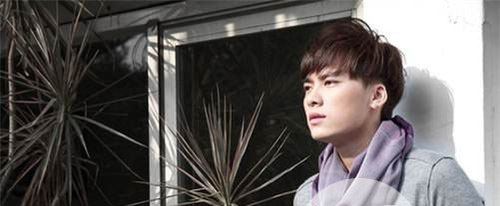 李易峰的现任女友 与李沁的爱情长达8年之久