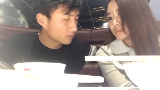  斗鱼阿科出轨小灰灰 斗鱼阿科和小灰灰亲吻视频