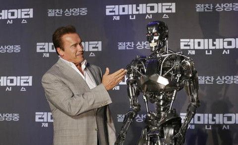  施瓦辛格发文悼念 Andy Vajna近日因病去世