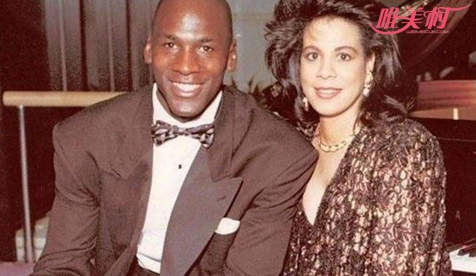 乔丹与现任老婆普列托 乔丹第一任老婆胡安妮塔资料