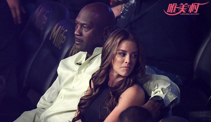 乔丹与现任老婆普列托 乔丹第一任老婆胡安妮塔资料