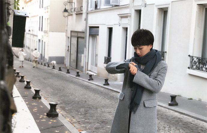 刘倩文神犬小七2剧照 刘倩文的个人资料背景