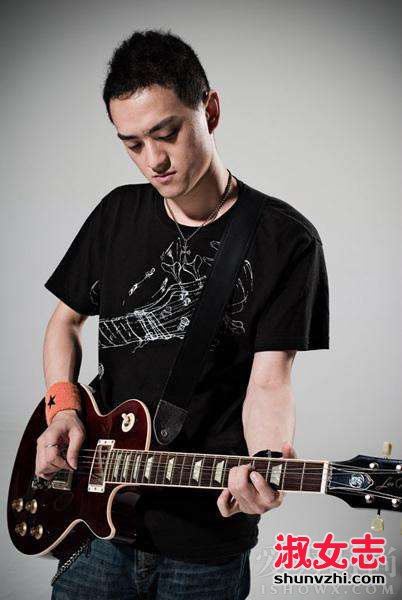 王智老公赵英俊资料 王智老公赵英俊家庭背景