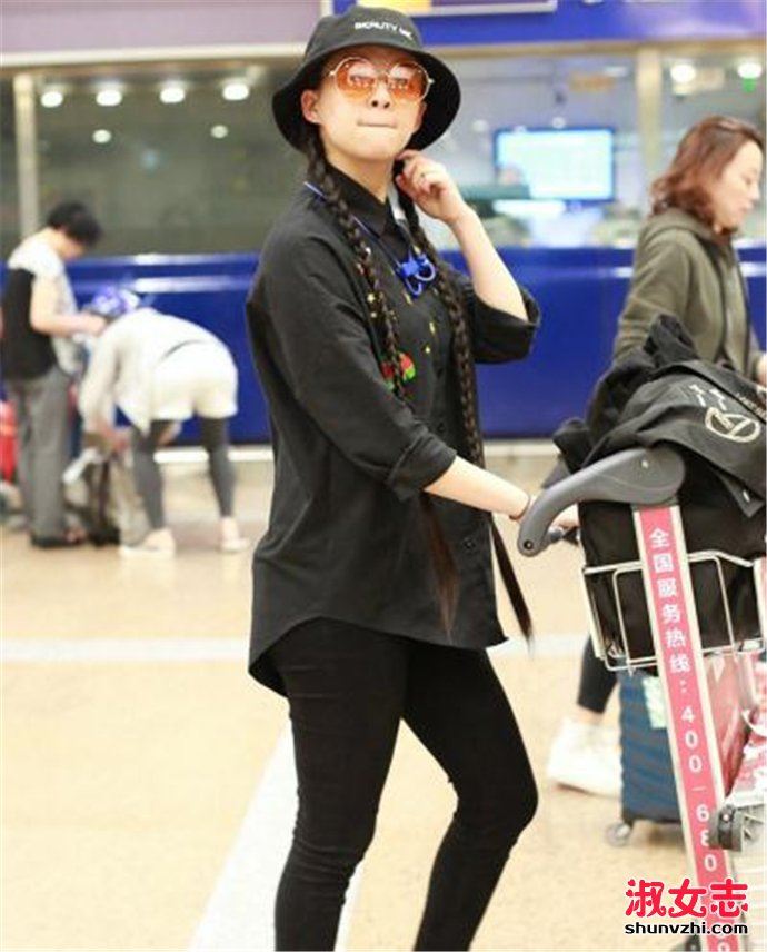 小彩旗最新照片 长大的小彩旗长这样了