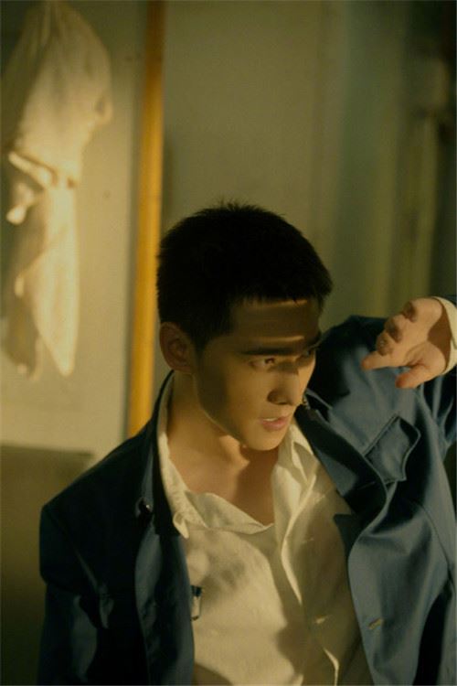  人民日报关注杨洋 热度的确是非同一般