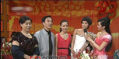 王珞丹姐姐王楚涵资料照片 上春晚走红