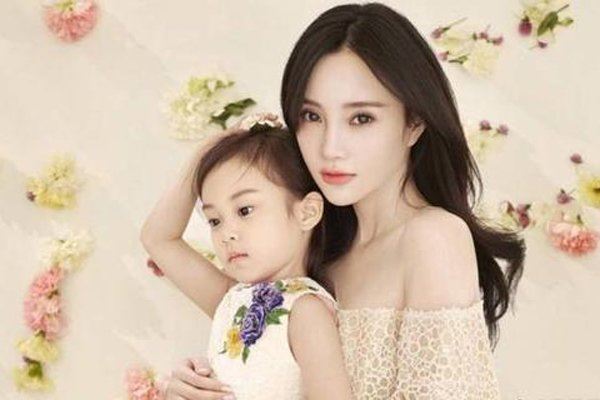 李小璐给甜馨改名是真的吗