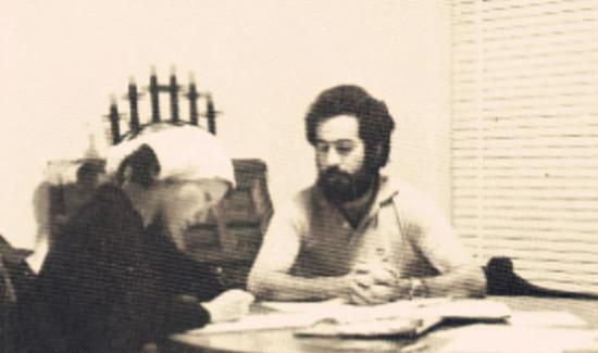 三毛的那些故事是假的 荷西真的那么爱三毛吗?