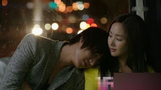 李敏镐朴敏英为何分手 网友心目中的金童玉女