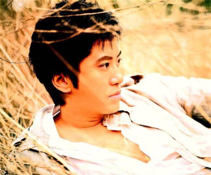 晚秋歌词是什么意思 晚秋谁唱的