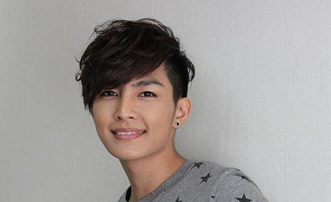 炎亚纶出柜啥意思 炎亚纶暂别演艺圈怎么回事