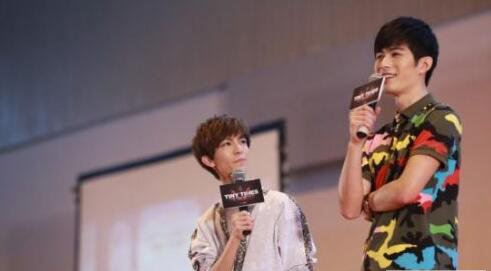 郭敬明陈学冬关系 亲密撒娇照令人浮想联翩