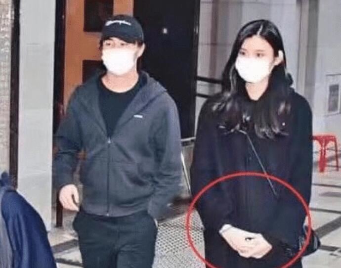 奚梦瑶疑似怀二胎 奚梦瑶嫁入豪门三年抱俩疑似怀孕被拍