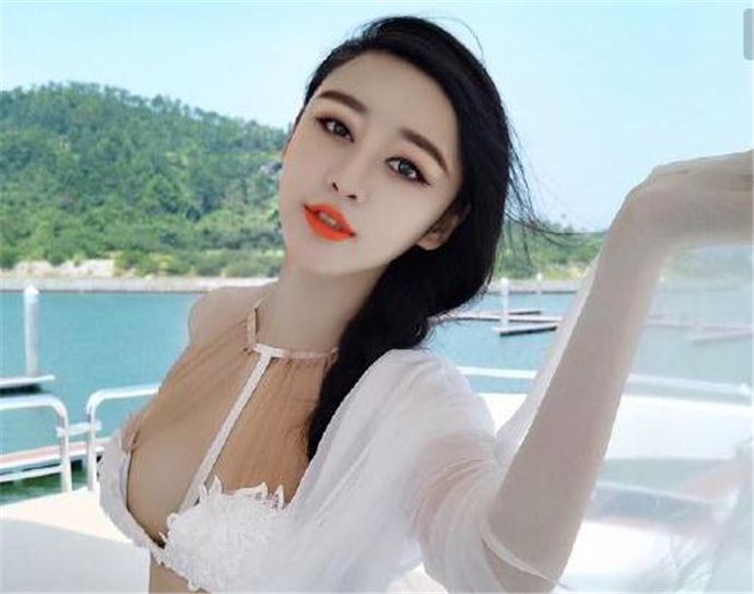 何承熹个人资料家世 范冰冰的替身长这样