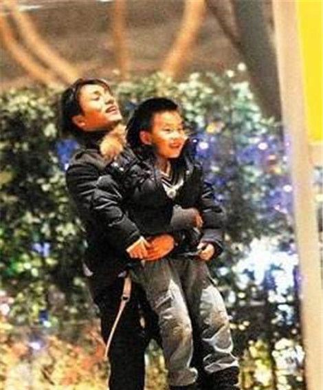  陈坤儿子生母是谁 赵薇说漏嘴爆出真相