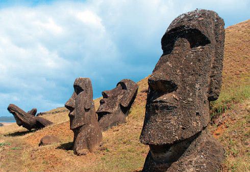 复活节岛石像之谜骗局 复活节岛石像人吃人真的吗