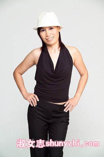 黄小琥个人资料 黄小琥蒙面歌王