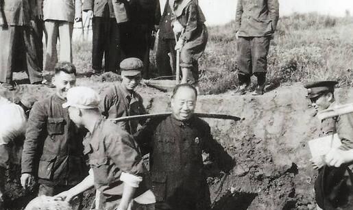 滕代远为何得不到重用 滕代远的部分回忆录