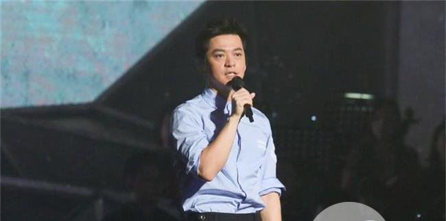 李健的妻子是谁 李健和老婆的爱情