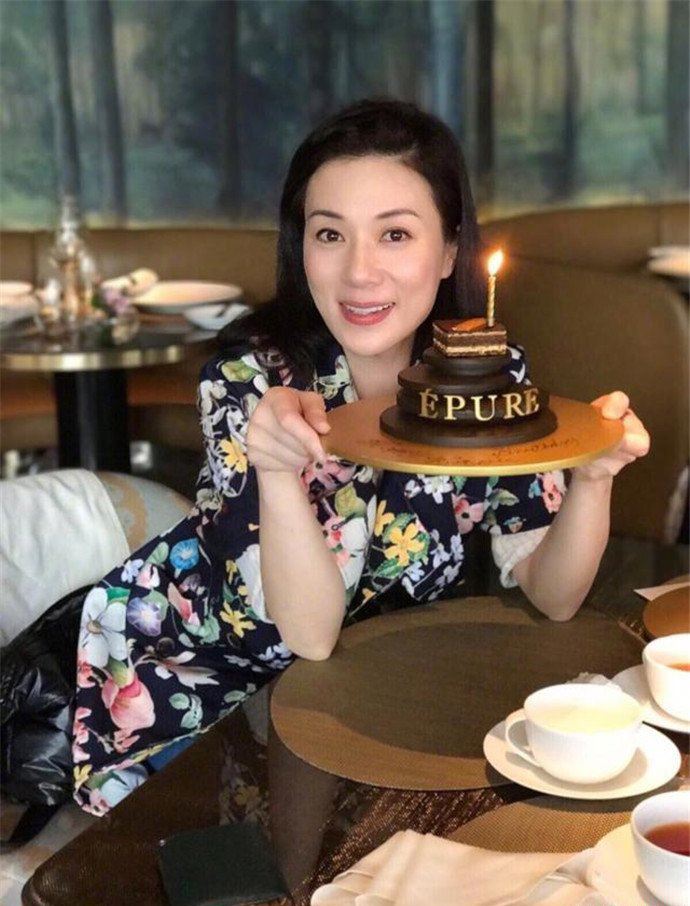 关咏荷的个人资料 关咏荷张家辉感情好吗