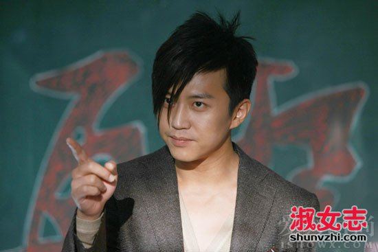 邓超纹身图案是什么意思 邓超郝蕾情侣纹身