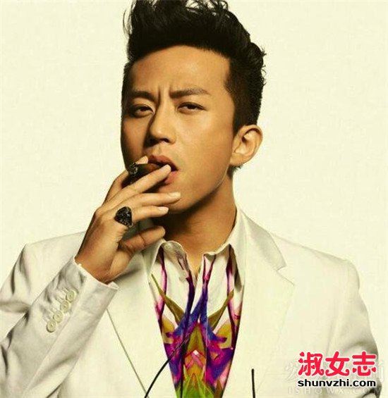 邓超纹身图案是什么意思 邓超郝蕾情侣纹身