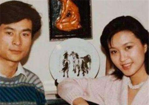 方舒个人资料现状 和屠洪刚为什么离婚的